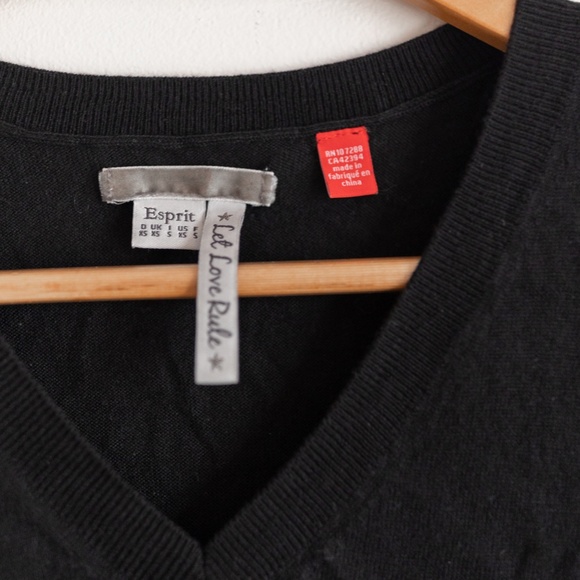 Esprit sweater - Picture 3 of 3